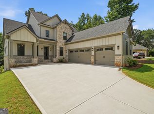 5676 Meadow View Dr, Jefferson, GA 30549