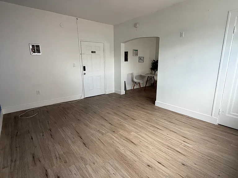 1029 SW 5th St #9 — Photo 18