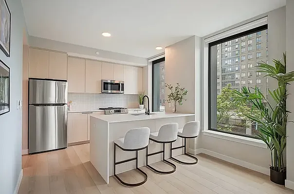 Rented by Living New York | media 47