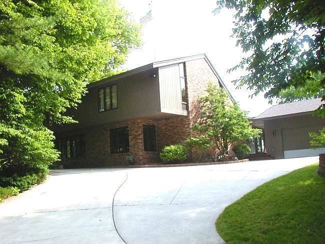 2nd image of 9315 S Shore Dr