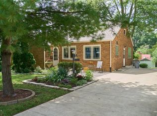 365 S Linden Ave, Decatur, IL 62522