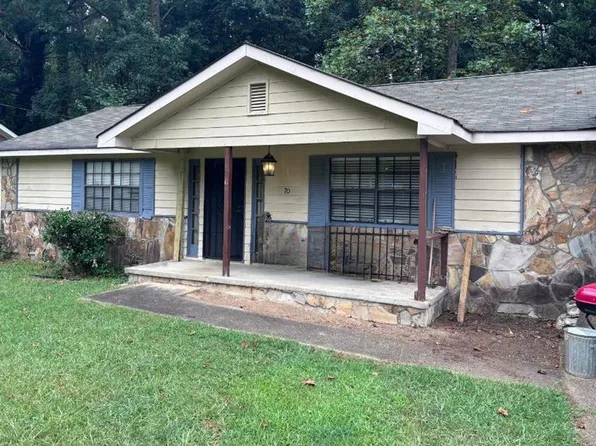 70 Darwin Dr, Jonesboro, GA 30238