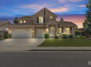 11405 Sangrado Dr, Bakersfield, CA 93311