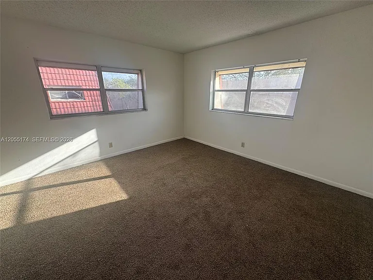 2606 NW 52nd Ave #D15 — Photo 9