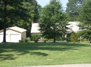 1112 S Main St, Lexington, TN 38351