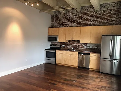 Floor plan 403