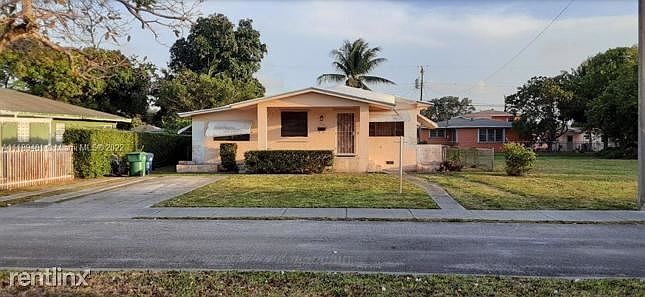 2nd image of 1460 NW 75th St