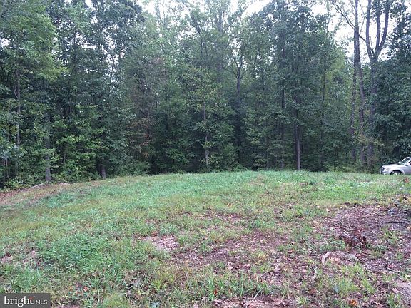3rd image of Larkins Mill Ln