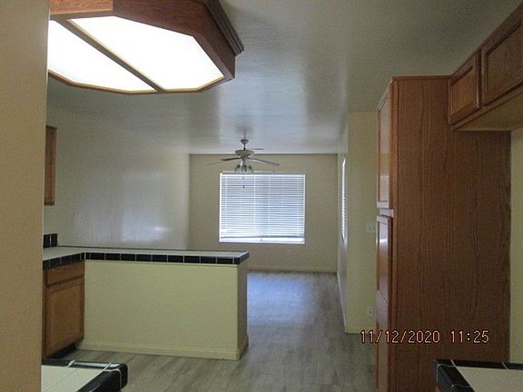3rd image of 2910 Colville Ave