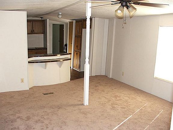3rd image of 1063 Westpark Cir S #S