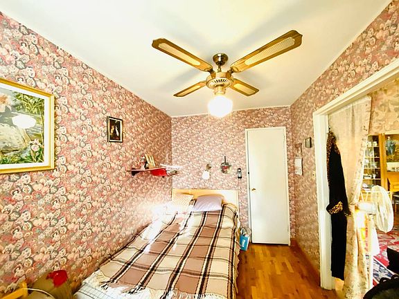 4th image of 59-10 108th St Floor 4BB-4