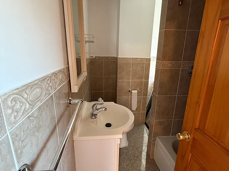 195 Waterman St #5 — Photo 8