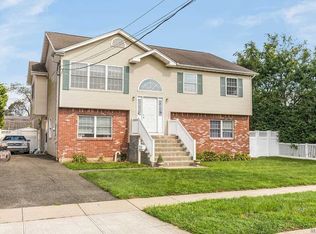 3089 Yost Blvd, Oceanside, NY 11572