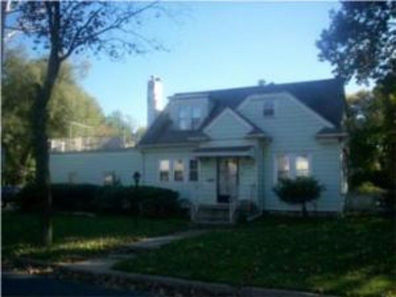 1st image of 4317 Sunrise Dr