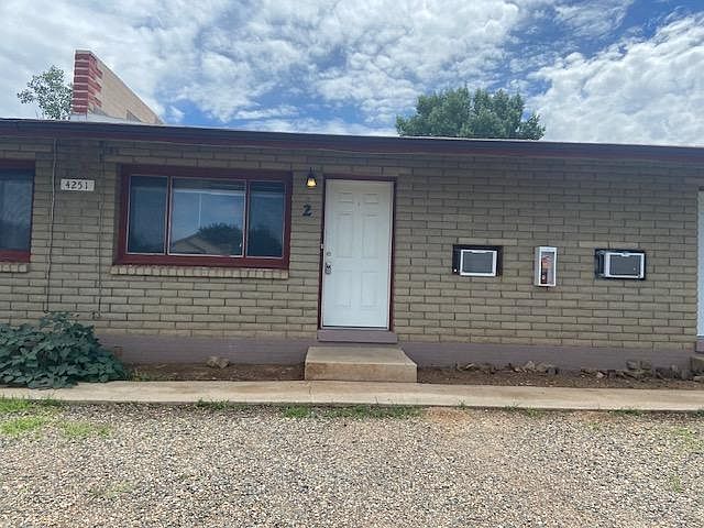1st image of 4251 N Viewpoint Dr #2