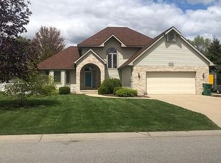 5368 Lisa Dr, Bay City, MI