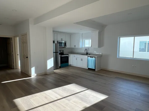 4753 Clybourn Ave #11, North Hollywood, CA 91602