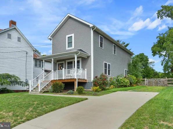 147 N Church St, Woodstock, VA 22664
