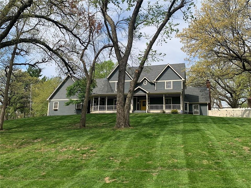 2402 Northeast Pkwy, Saint Joseph, MO 64506 Zillow