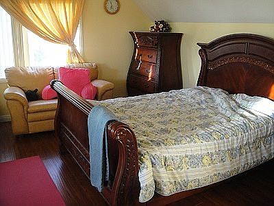 5th image of 18315 Parkvalle Ave