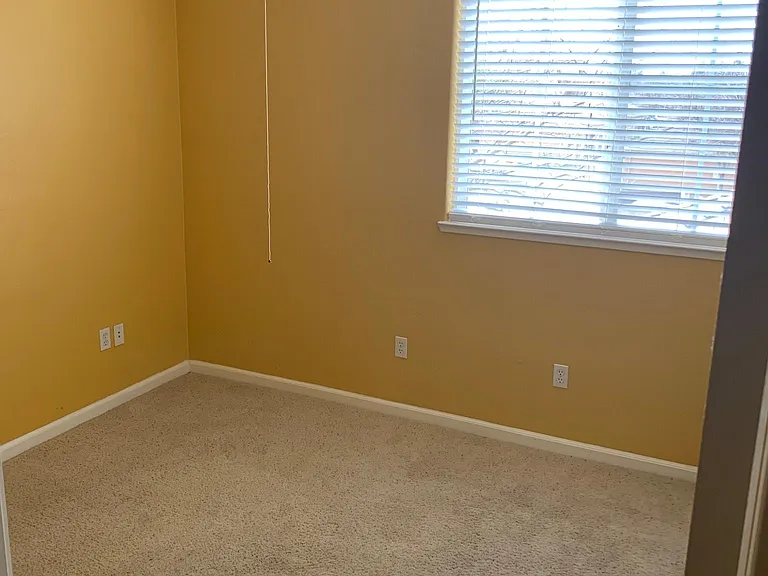 1360 Shady Ln #2 — Photo 9