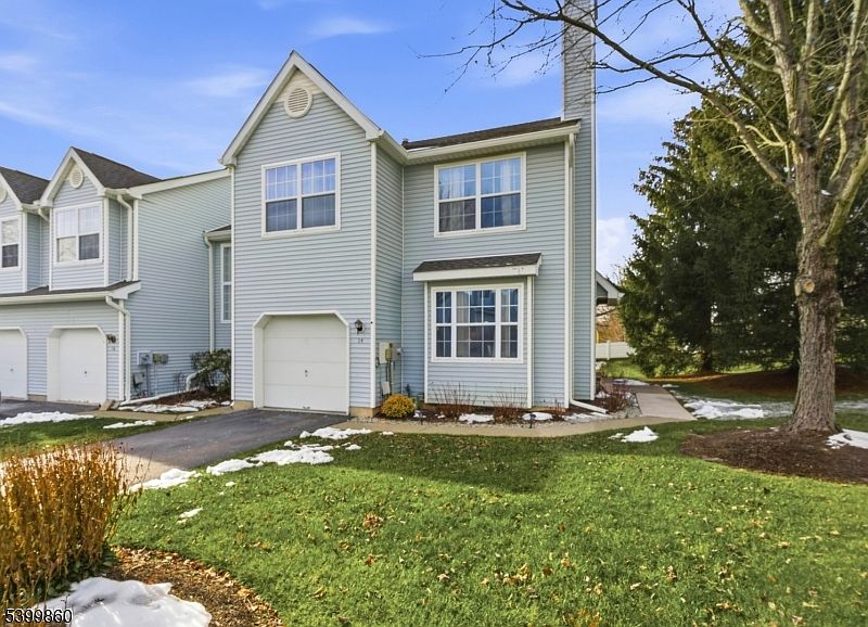 1st image of 14 Willow Ci