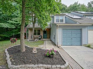 1 Bretshire Ct, Medford, NJ 08055