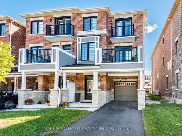 13 Keppel Cir, Brampton, ON L7A 5K4
