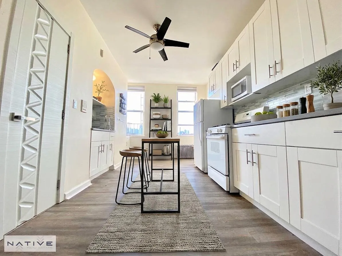 173 Meserole Avenue — Photo 2