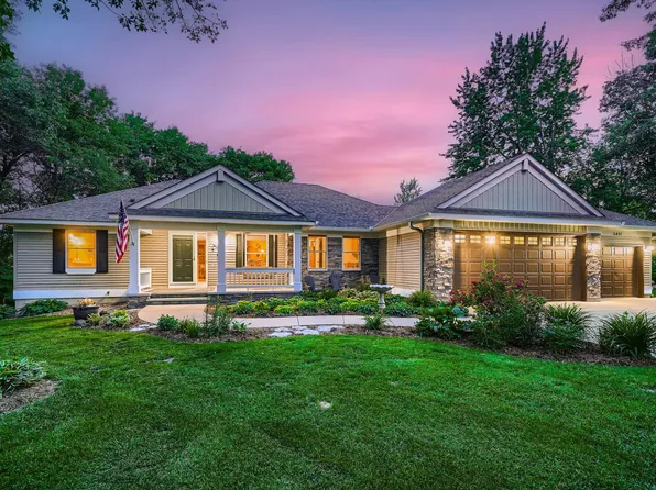 5401 245th St, Forest Lake, MN 55025