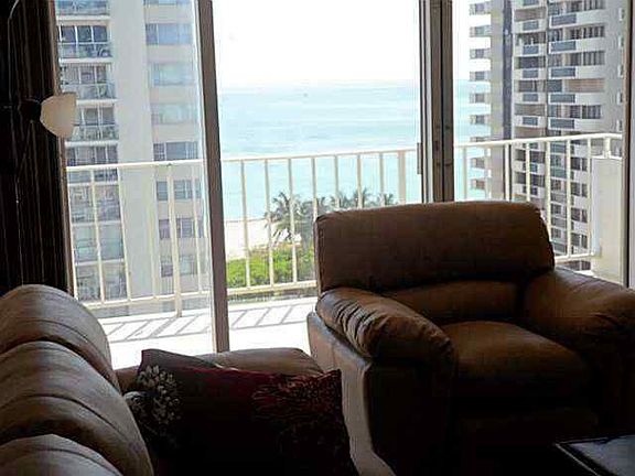 3rd image of 5750 Collins Ave APT 12G