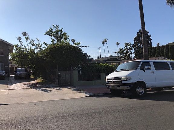 3rd image of 1263 Westchester Pl