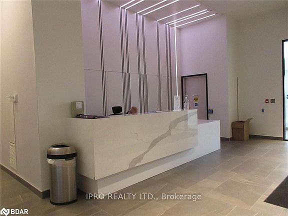 5th image of 681 Yonge St #103