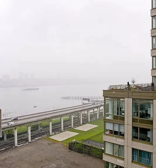 80 Riverside Blvd #15D — Photo 6