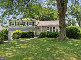 1575 Elkins Ave, Abington, PA 19001