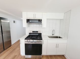 3313 N Avers Ave, Chicago, IL 60618