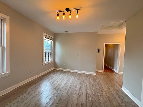 5th image of 226 N Park St #6C