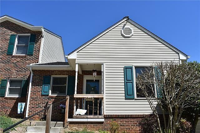 1st image of 1223 Camelot Ct NE