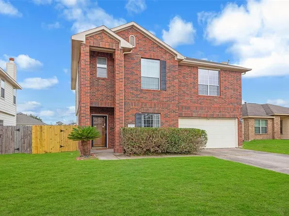 7906 Diamond Oak Dr, Texas City, TX 77591