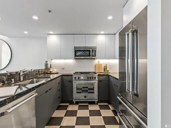 2nd image of 730 Florida St APT 23