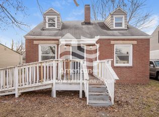 1942 Glenridge Dr, Indianapolis, IN 46218