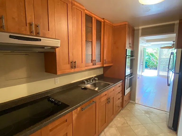 1700 Makiki St #118 — Photo 2