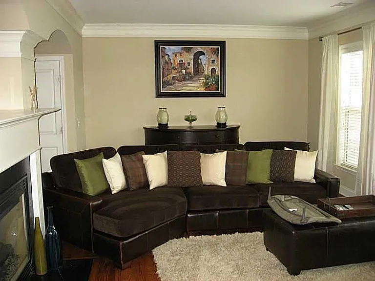 9040 Woodland Trl — Photo 3
