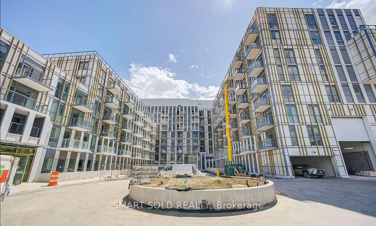 2 bed, $2,100 — Photo 2