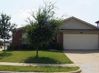 8425 Minturn Dr, Fort Worth, TX 76131