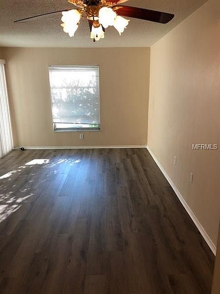 2nd image of 600 S Betty Ln