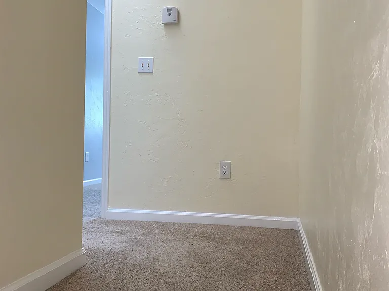 552 Teal Ln — Photo 13