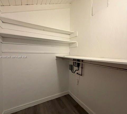 4th image of 625 NE 86th St #U
