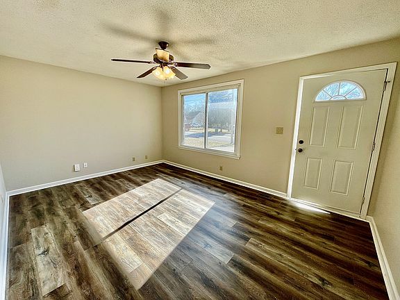 4th image of 339 Bancroft Dr