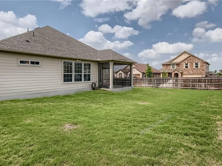 303 White River Dr — Photo 25